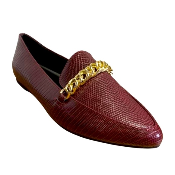 NWT | NY&Co. burgundy loafers with gold coloured chain buckle - Picture 12 of 14